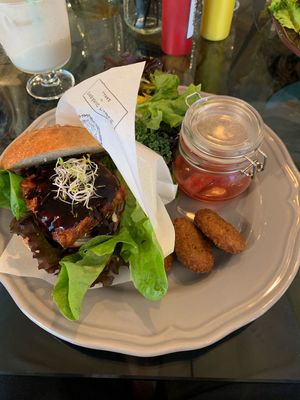 Teriyaki Tempu burger   at Cafe Atl in Osaka