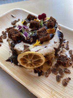 Vegan waffles with Brownie at La Papa in Barcelona