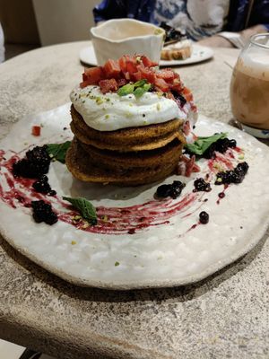 Sweet vegan pancakes at La Papa in Barcelona
