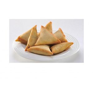 Veggies samosa at Passo Natural in Luanda