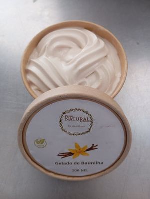 Vanilla ice cream at Passo Natural in Luanda