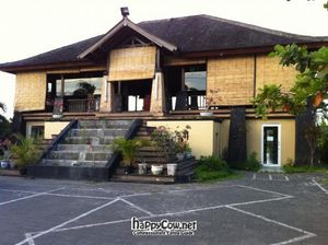 The front of the restaurant at Deity of Miracle Vegan Resto in Kuta