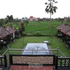View to rear of restaurant at Deity of Miracle Vegan Resto in Kuta