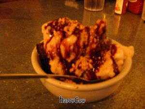 vegan sundae at Downbeat Diner and Lounge in Honolulu