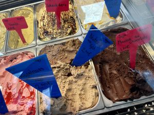 nom nom at Die Eisbande in Hamburg