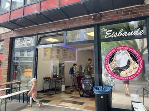 Outside  at Die Eisbande in Hamburg