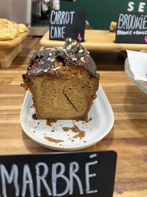 Cake   at Food Sentimentale in Bayonne