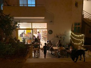 Lifeboxtr de akşam at Lifeboxtr in Kas