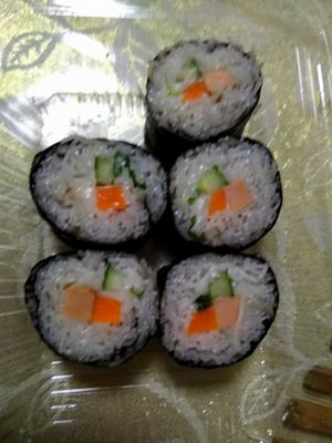 Bee hoon sushi look plain but very tasty@$2.90 at Jaspat 爵斯伯 in North Singapore