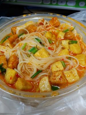 Ordered Mee Siam today. at Jaspat 爵斯伯 in North Singapore