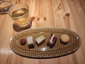 Vegan dessert plate at Vegan French Restaurant L'Espéranceレスペランス in Sapporo