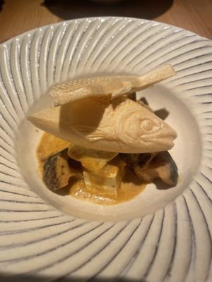 Indian style curry with a fish wafer  at Vegan French Restaurant L'Espéranceレスペランス in Sapporo