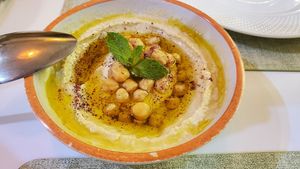 Houmous at Forn Lebnen Cafe in Tashkent