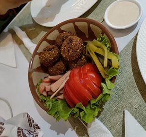 4 pieces falafel   at Forn Lebnen Cafe in Tashkent