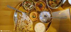 Thali 2 set at Zeera in Krakow