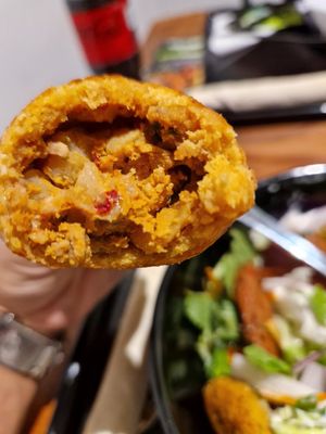 Lahmacun at Veganland in Leverkusen