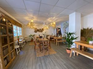 Indoors at Sama Sama Veggie in Salou