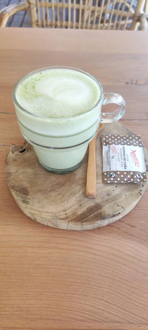 Matcha Latte with oat milk at Sama Sama Veggie in Salou