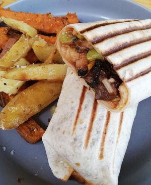 Burrito d'Heüra at Sama Sama Veggie in Salou