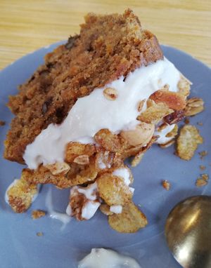 Carrot cake at Sama Sama Veggie in Salou