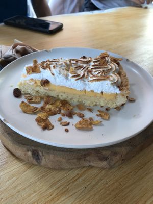 Lemon Vegan pie  at Sama Sama Veggie in Salou