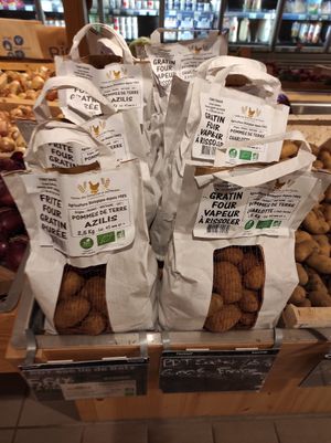 Potatoes at Biocoop in Saint-pol-de-leon