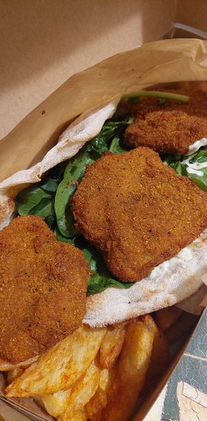 no chicken handwich at Handwich in Thessaloniki