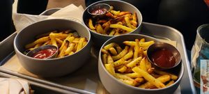 French fries at Copper Branch - Rue de Rennes in Paris