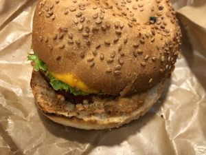 Spicy burger at Copper Branch - Rue de Rennes in Paris