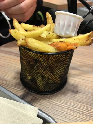 French fries at Copper Branch - Rue de Rennes in Paris