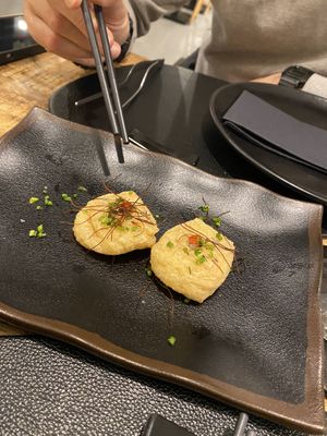 Tapa de tofu frito at Kombu in Figueres