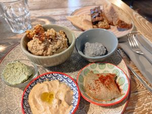  at ØYA Bar Kafé Klub in St Gallen