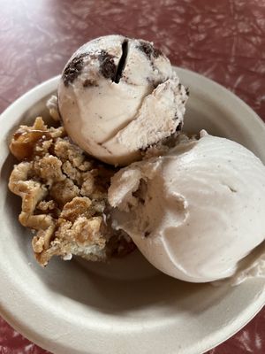 Apple pie a la mode  at Best One Yet in Boulder