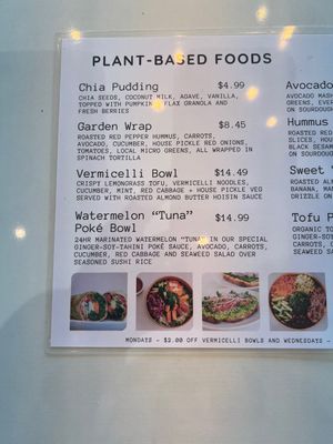  #Veganuary at Fruit de la Vie Juice Co. in Winnipeg