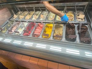 All of the bottom row are vegan!  at La Gelatiera - OXO Tower in South East London