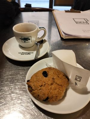 Vegan cake and lovely espresso at Ben Caffè in Florence