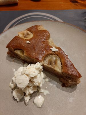 Vegan banana bread at Le Loft in Saint-marcel