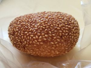 Sesame ball at Delisnacks 德利食 - Chinatown Complex in Central Singapore