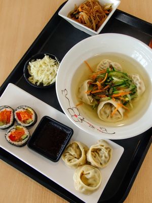 Mandukuk Set (vegan) at Mandu in Stuttgart