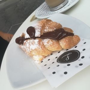 Cornetto al Cioccolato at Leopoldo Cafebar in Naples