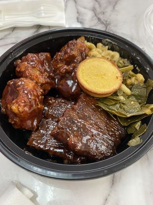 Nana’s Soul with wings and ribs  at Nanas Kitchen in Chandler