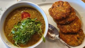 Lentil curry with pumpkin rösti at s'Wirtshaus am See in Friedrichshafen