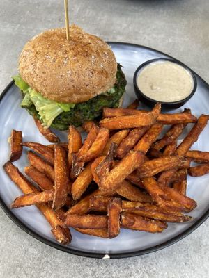 vegan burger  at KLYO - Alte Münze in Graz