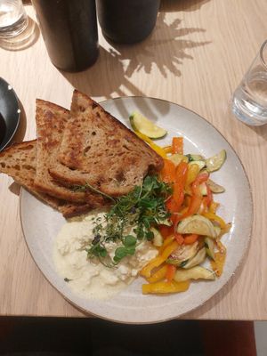 Tofu scramble at KLYO - Alte Münze in Graz