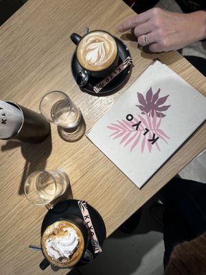 Verlangeter coffee with veganes schlagsahne and a cappuchino   at KLYO - Alte Münze in Graz