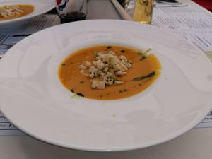 China o cappuccino with crutons at Grizzly in Deva