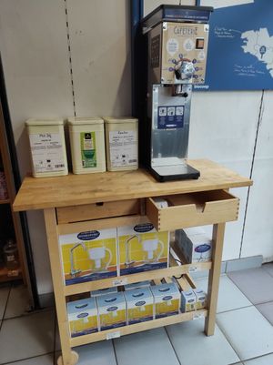 Water refill at Biocoop in Auray