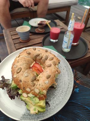 Bagel vegan at Lazy Cat Coffeehouse in Pfarrkirchen