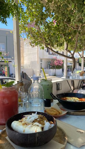 The bowl & juice in the front are vegan and the stuff behind is also vegetarian.  at Lovemade in Kos