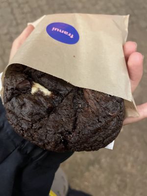 Franui (double chocolate and raspberry) 💥  at Cookie Club in Porto